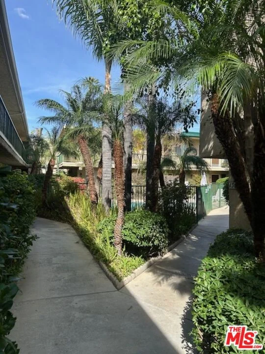 10540 Balboa Boulevard 119 photo 2