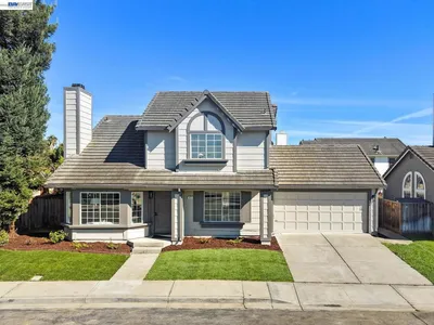 312 Rivercreek Dr