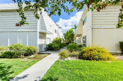 1434 Highland Avenue 8