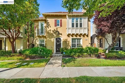 3019 Sweetviolet Dr
