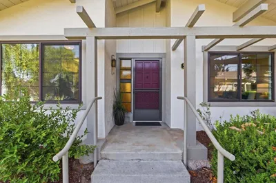 5561 Cribari Circle photo 2