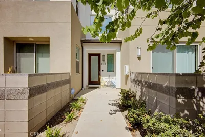 3570 E Peckham Paseo