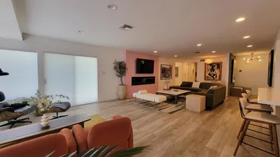 901 W Via Livorno photo 2