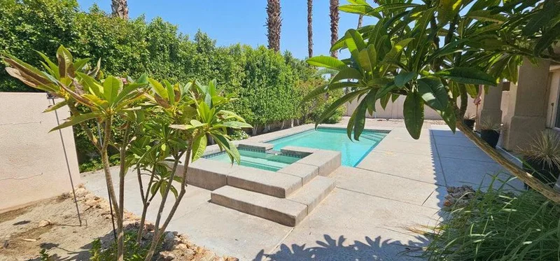 Photo 2 of 40560 Palm Court