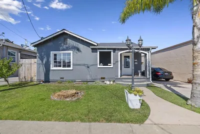 12 Eastern Drive