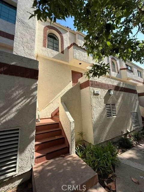 2931 Plaza Del Amo 122