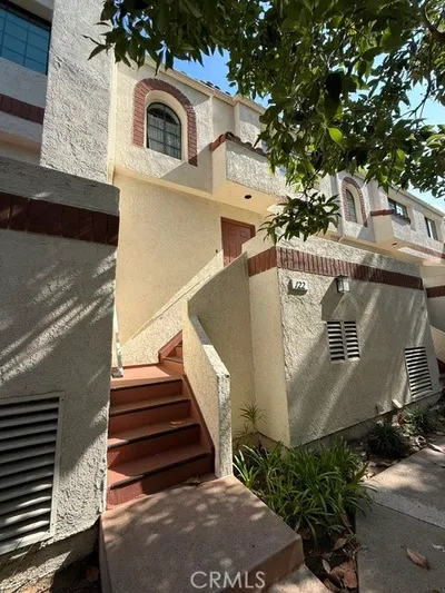 2931 Plaza Del Amo 122
