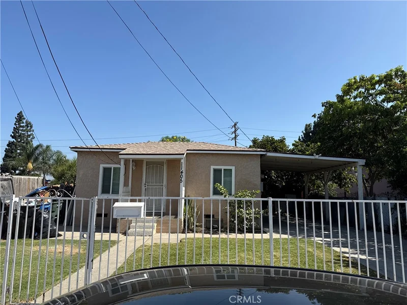 11405 Walnut