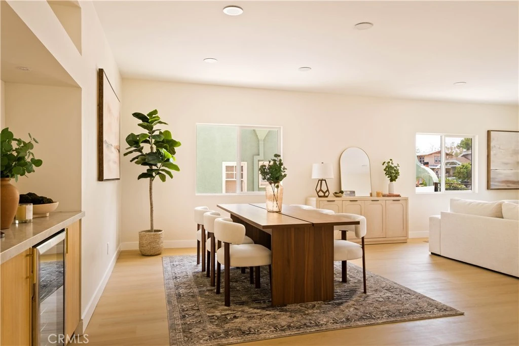 Interior 2