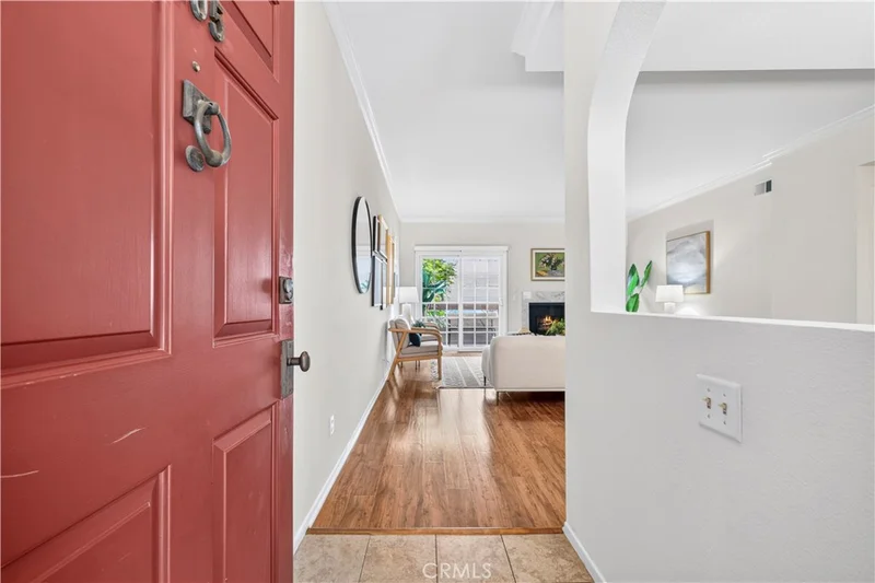 Photo 2 of 4301 Fulton Ave 105