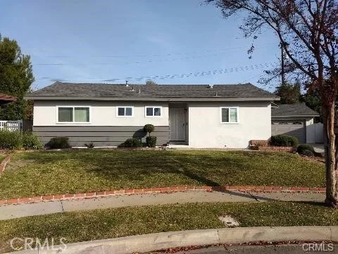 1630 Bentley Place photo 2