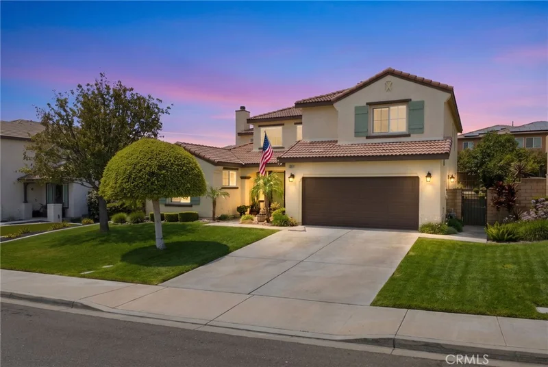Photo 2 of 18077 Tanzanite Road