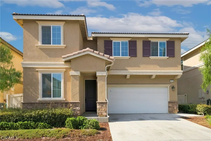 24914 Gossamer Court photo 2