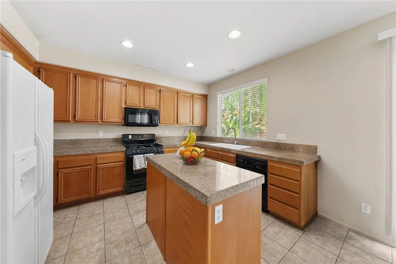 Photo 2 of 31317 Corderro Ln