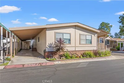 5200 Irvine Blvd 61 photo 2