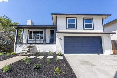 22446 Ralston Ln