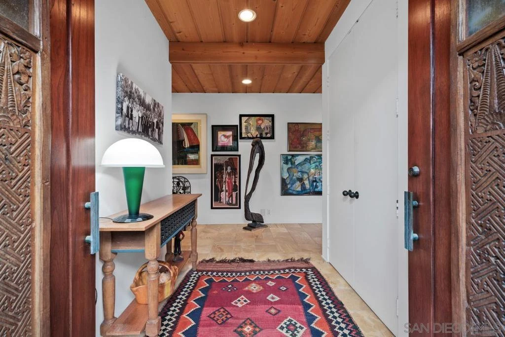 Interior 2