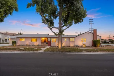 721 723 W Hellman