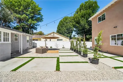 21233 Lopez Street photo 2