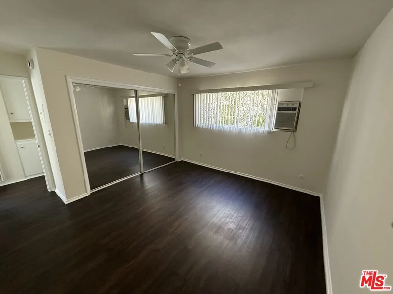 18600 Burbank Boulevard 107 photo 2