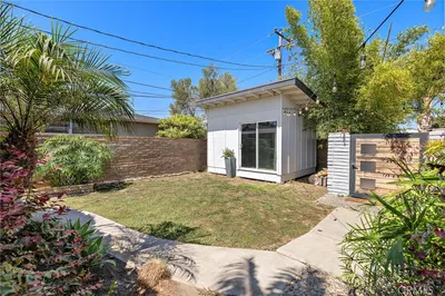 273 Cecil Place photo 2