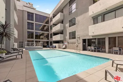 12115 San Vicente Boulevard 315