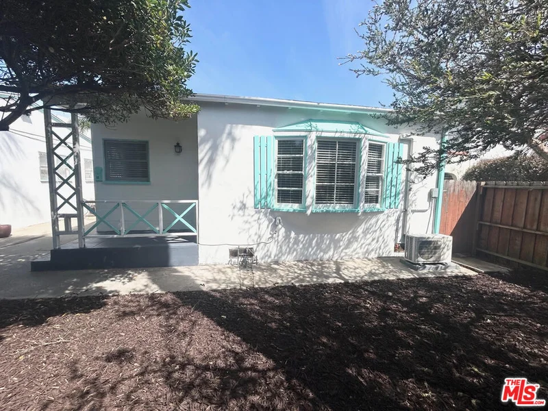 940 Milwood Avenue