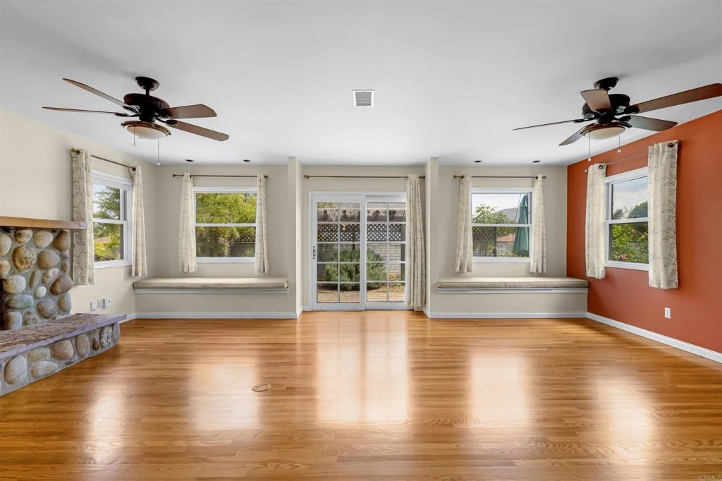 Interior 2