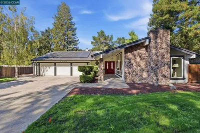2169 Nelda Way