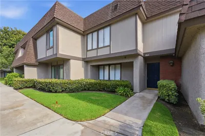 8164 Laguna Court