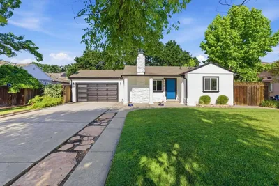 112 Price Lane