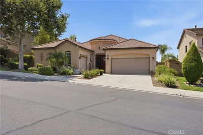 35777 Abelia Street photo 2