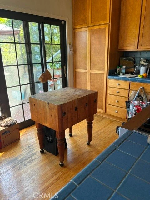 Interior 2