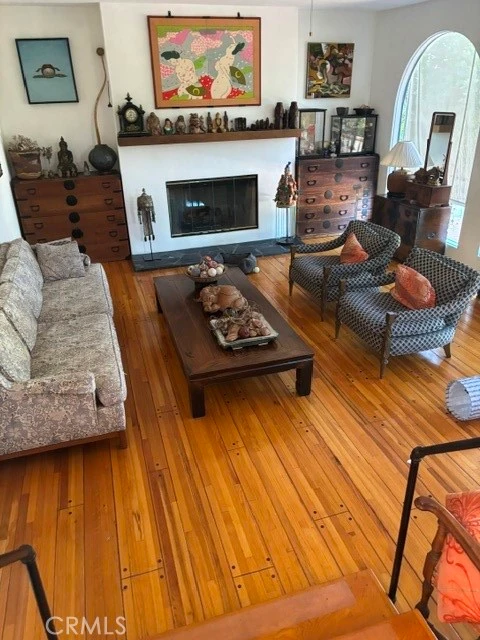 Interior 3