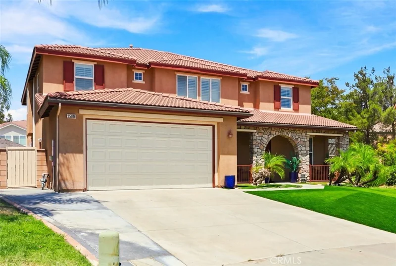 Photo 2 of 25018 Cinnabar Court