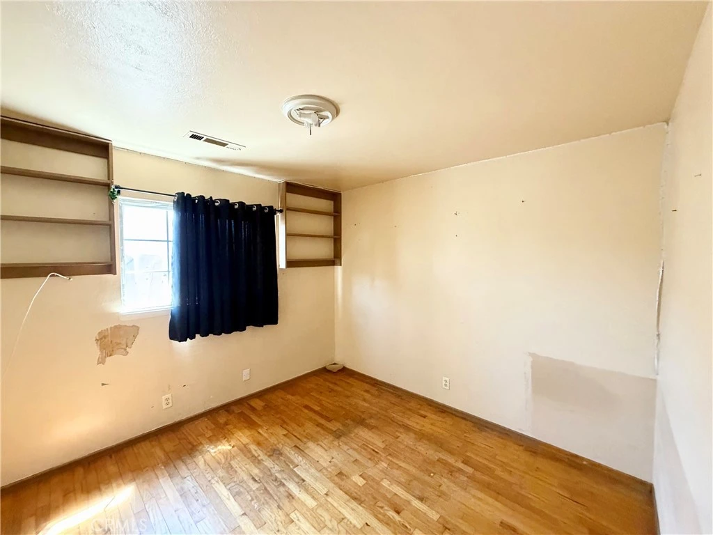Interior 2