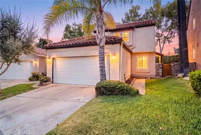 6864 Woodcrest