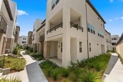 2720 Everly Drive
