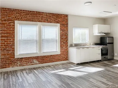 635 Elm Avenue 17