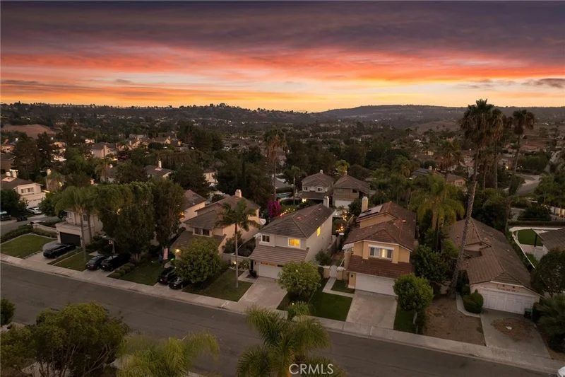 Photo 2 of 28765 Calle Vista