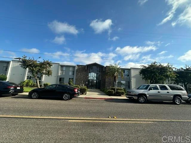 279 Moss Street 13