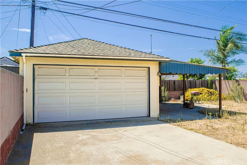 19317 Entradero photo 2