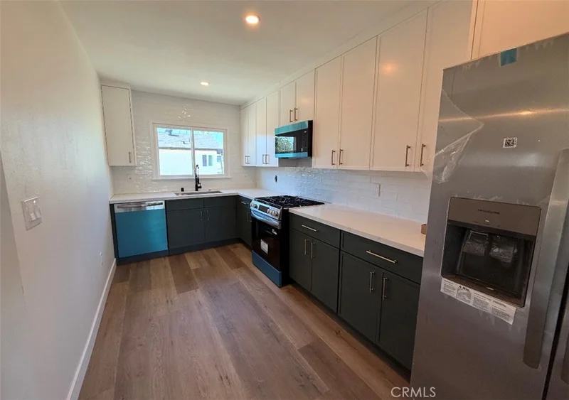 11331 Pioneer Boulevard photo 2