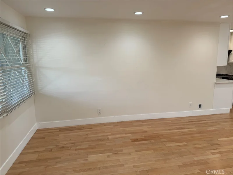 2215 El Monte photo 2
