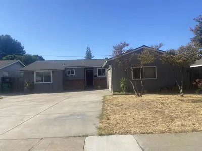 1170 Spruce photo 2