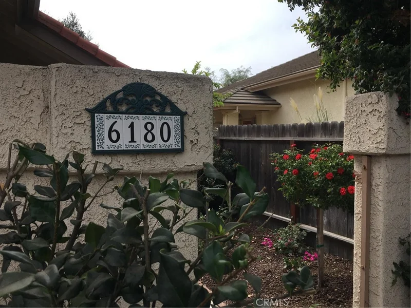 6180 Fremont Circle photo 2