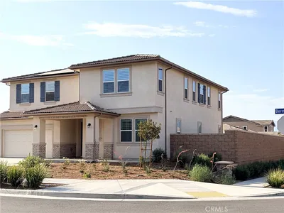 26756 Bermudez Street photo 2