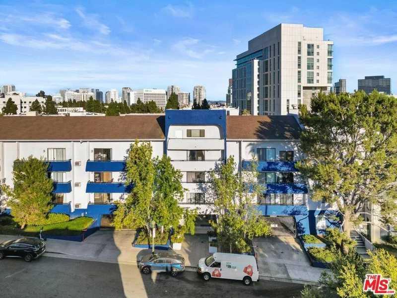 10982 Roebling Avenue 423, Los Angeles, CA 90024