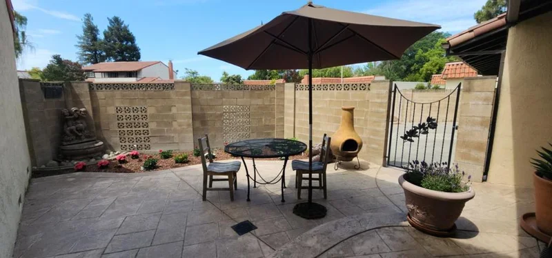 Photo 2 of 40912 Cruz Court