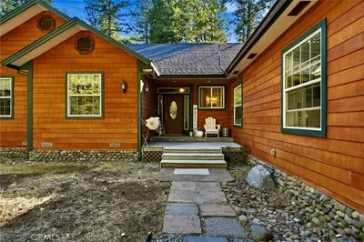 34643 Emigrant Trail